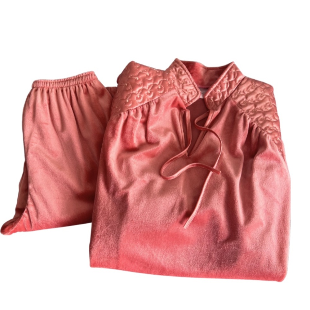ELEGANT LADY VELOUR LEISURE SUIT DIZE MEDIUM